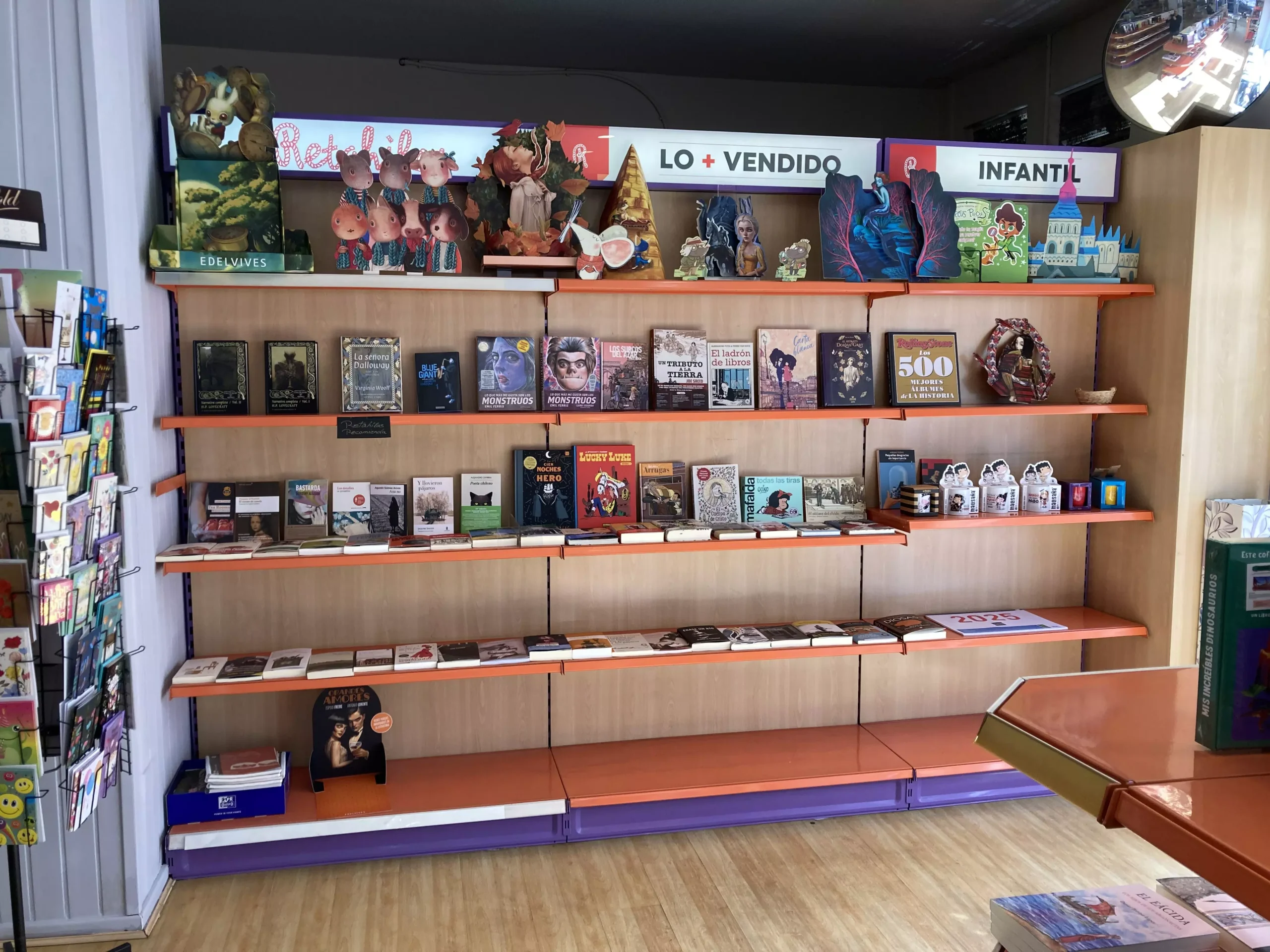 estante de libros